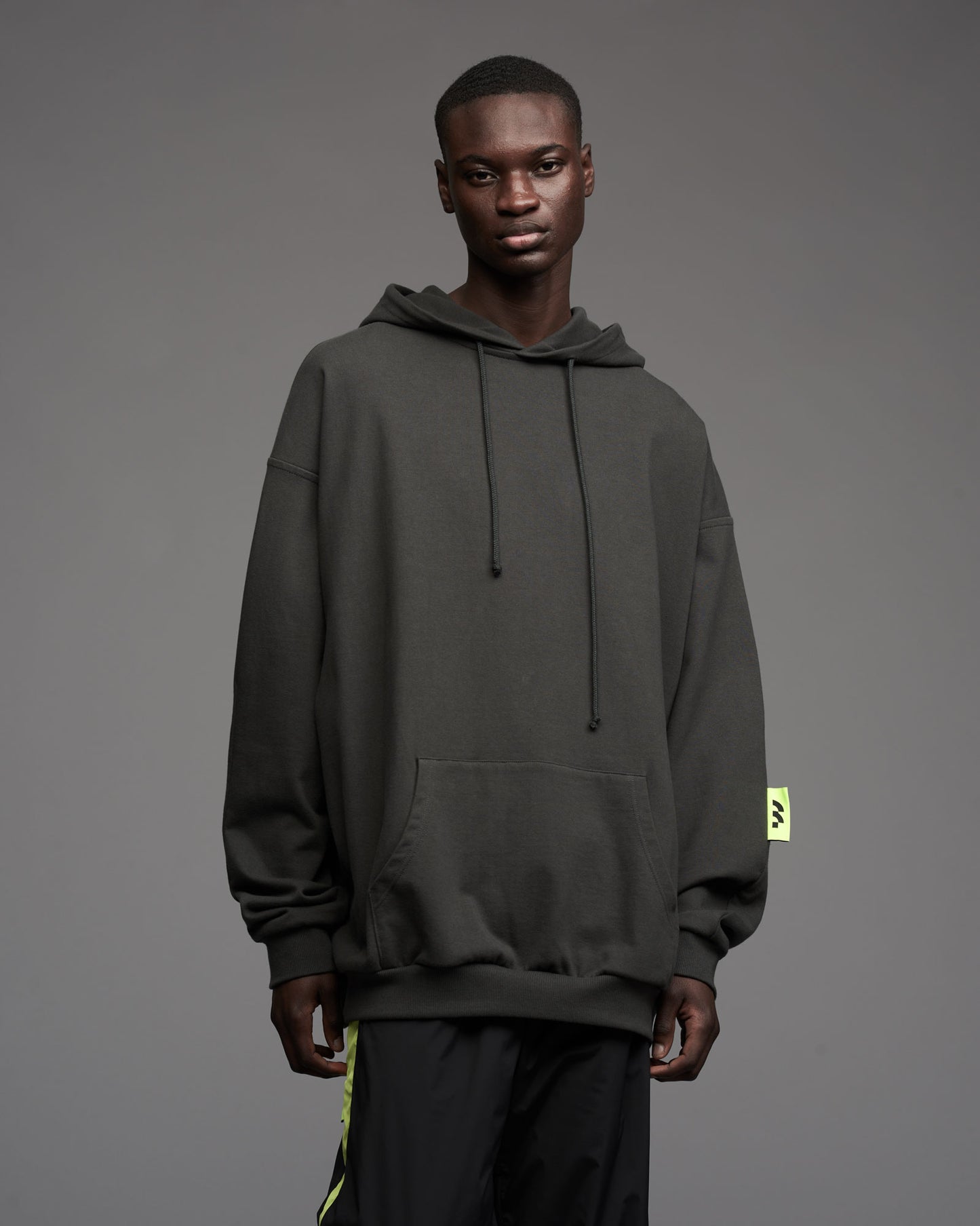 OVERSIZE HOOD CHARCOAL