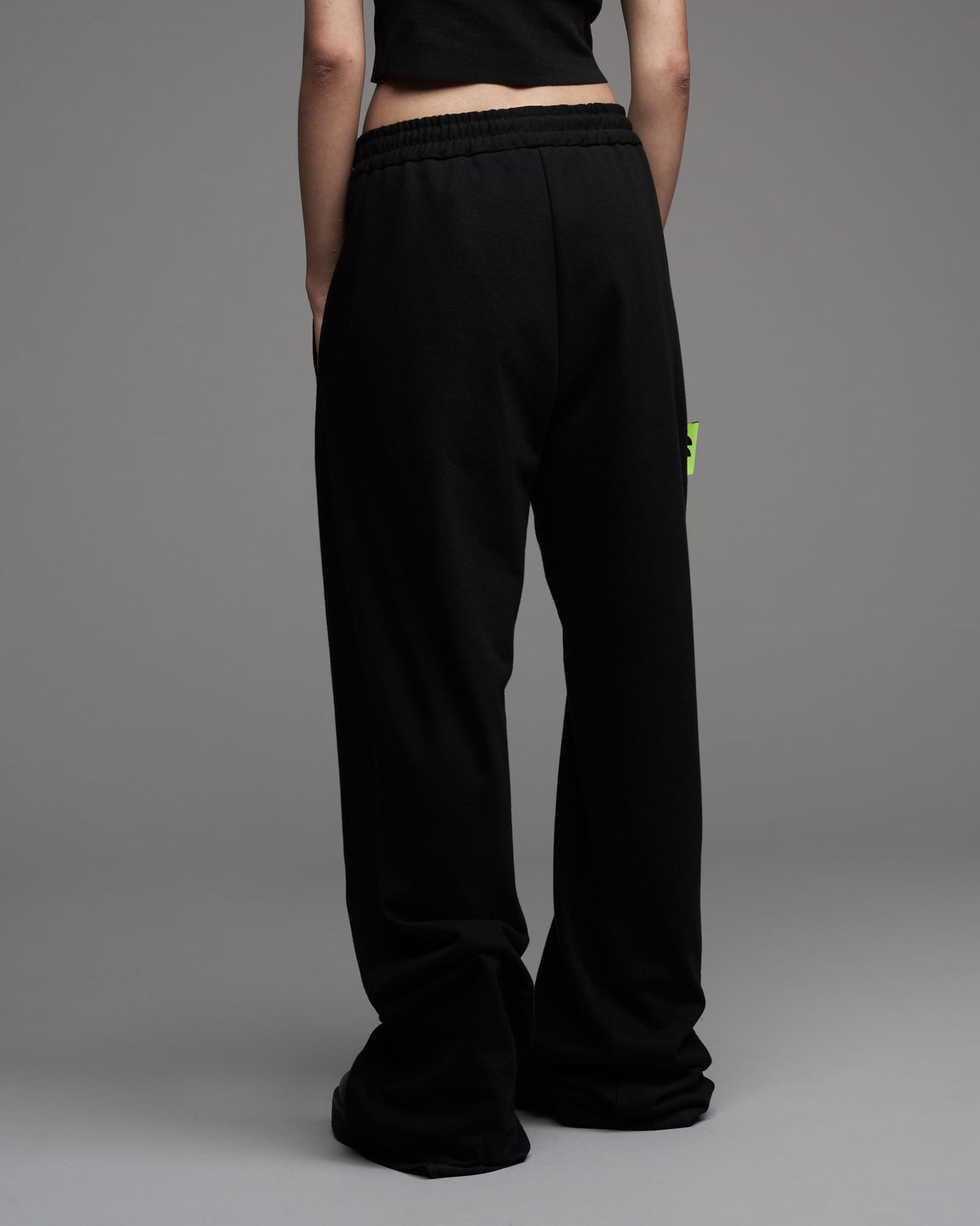 PEAK PANTS BLACK