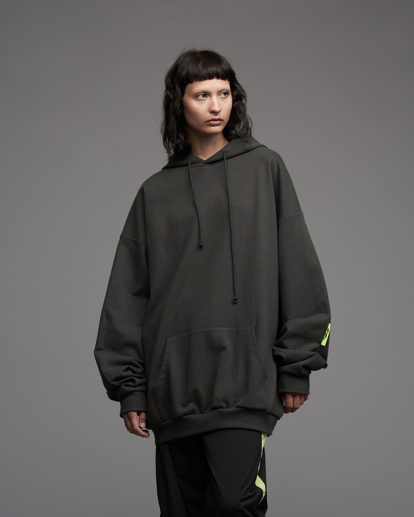 OVERSIZE HOOD CHARCOAL