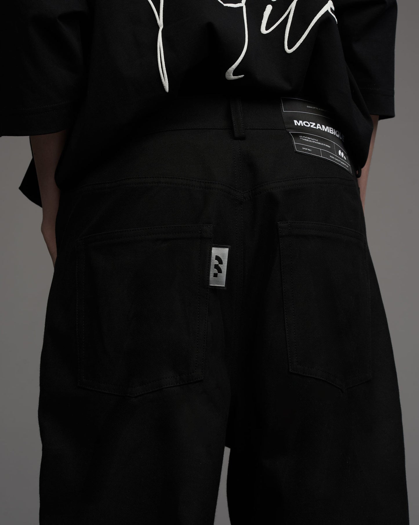 Contour Pocket Pants